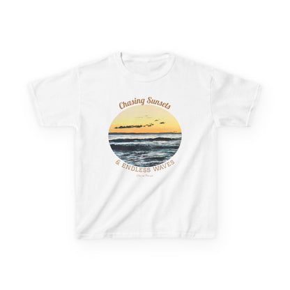"Chasing Sunsets & Endless Waves" Kids T-shirt