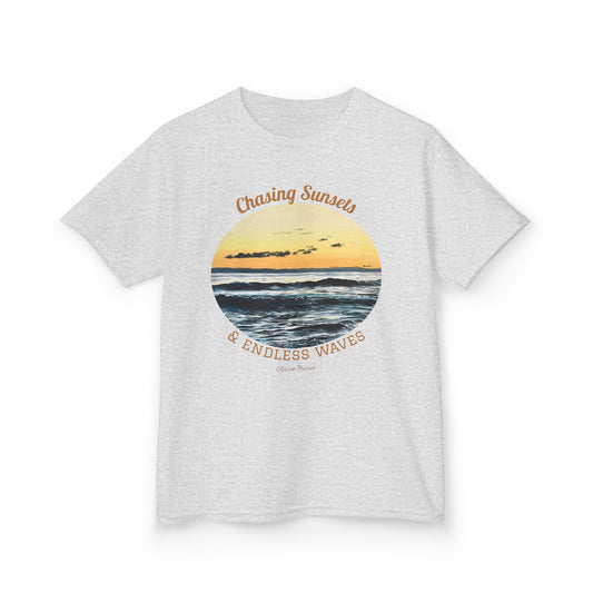 "Chasing Sunsets & Endless Waves" Kids T-shirt